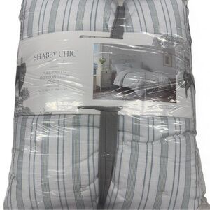 Shabby Chic Soft Blue and White Quilt FULL/QUEEN NWT